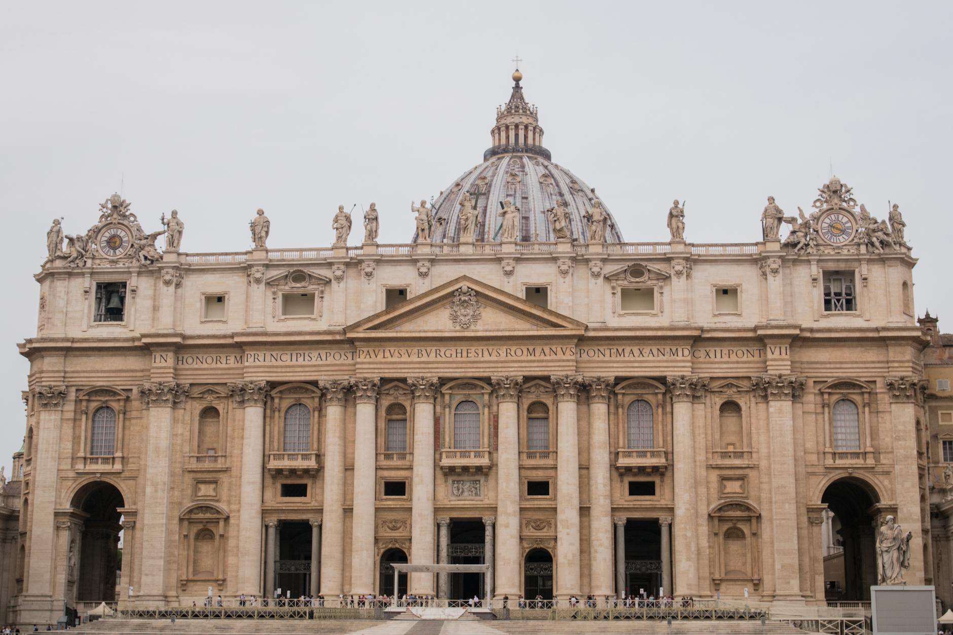 Pope Leo XIV creates a Vatican AI commission