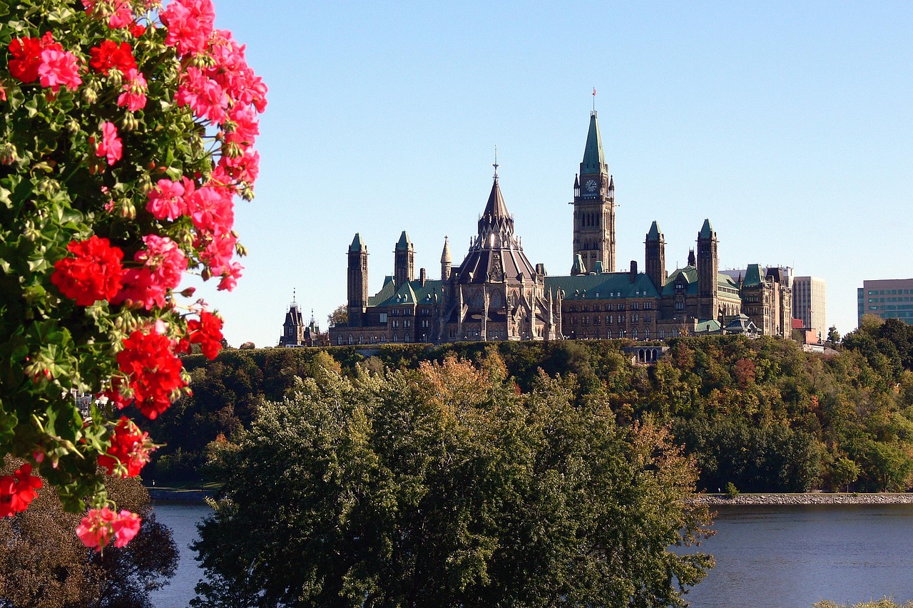 Apple and Google are pushing back against Canada's Bill C-22 over police data-access powers.